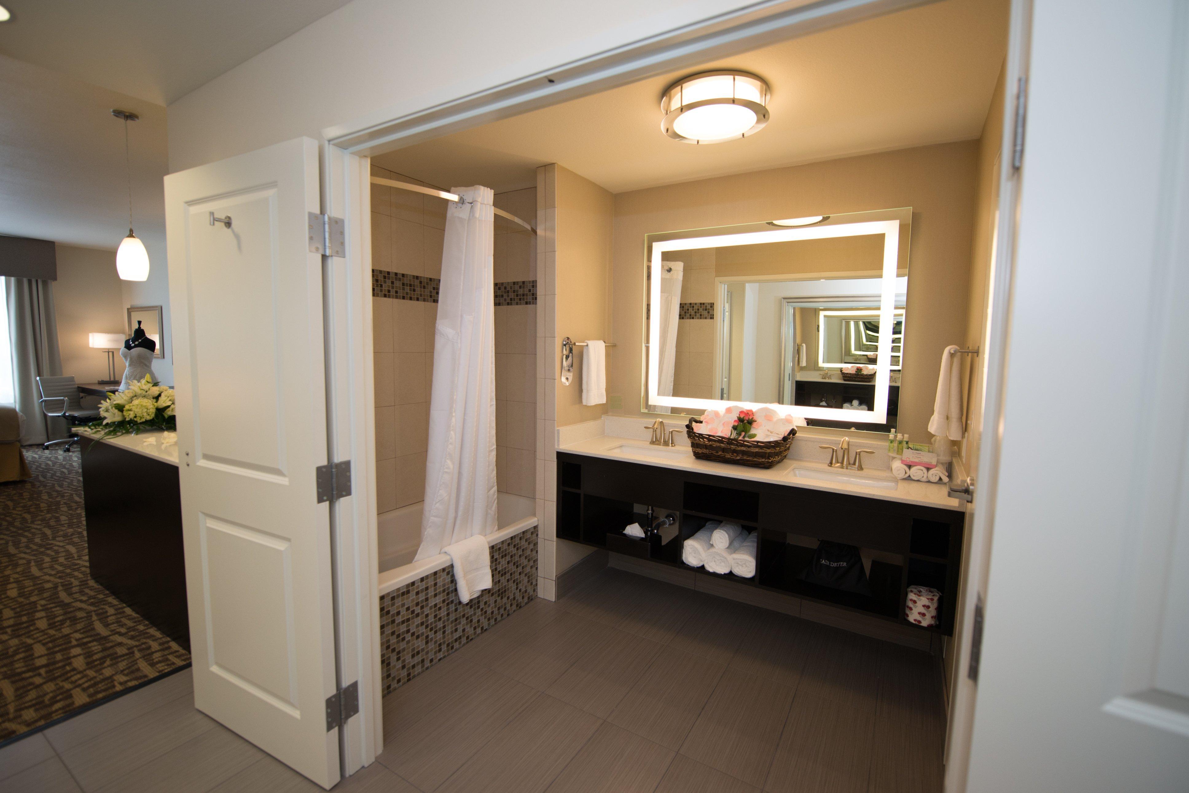 Holiday Inn Express & Suites Denver South - Castle Rock By Ihg Dış mekan fotoğraf